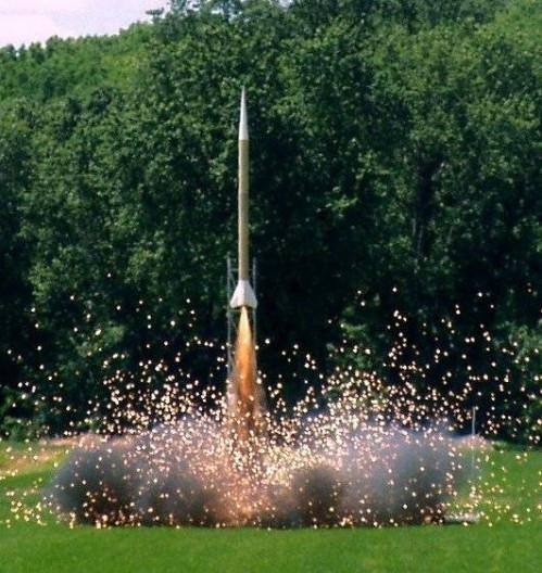 Hvordan lage High Power Rockets