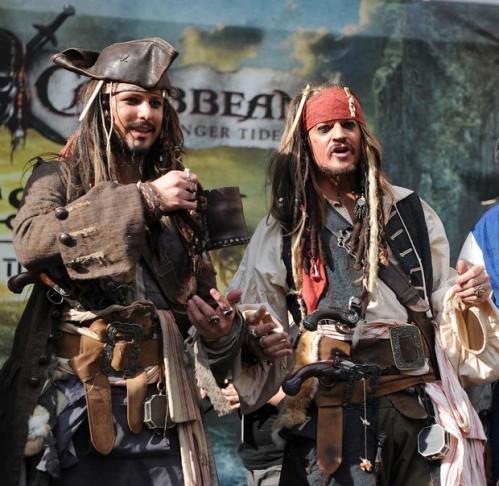 Hvordan lage en Jack Sparrow kostyme