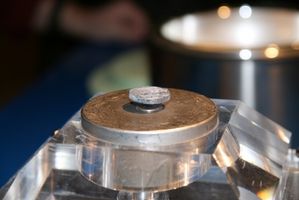 Hvordan lage en Tin Electromagnet