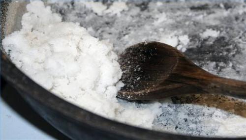Hvordan får vi Salt ut av vannet for å bruke til mat?