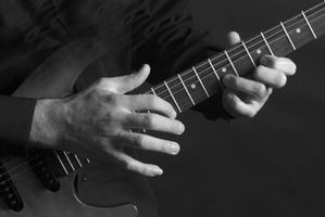 Hvordan å lære og spille Classic Rock Guitar med Ubisoft