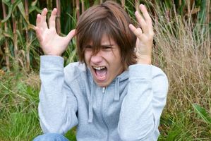 Hvordan hjelpe Tenåringer Med Anger Management