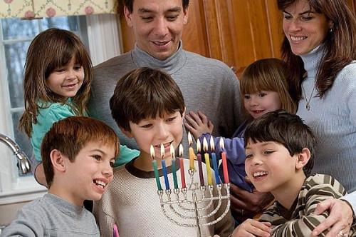 Hvordan resitere Tre Hanukkah Velsignelser