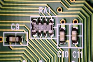 Slik konverterer Chip Resistor til Leads