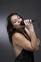 Hvordan lage en profesjonell stemmeopptak for Singing