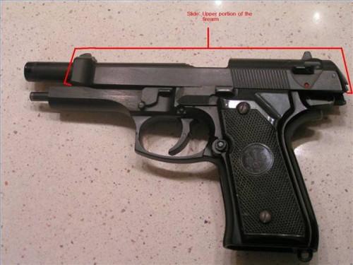 Hvordan Skyt en Beretta 9mm pistol