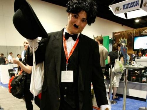 Hvordan lage en Charlie Chaplin Costume
