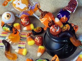 Hvordan lage Candy Grams for Halloween