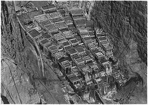 Hvordan var Hoover Dam ble bygget?