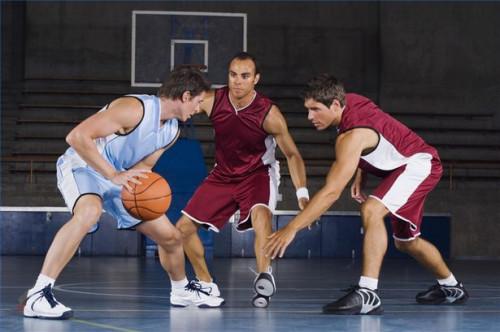 Hvordan du velger og Roll i Basketball
