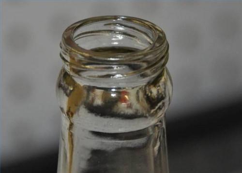 Hvordan identifisere antikke glassflasker