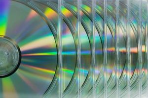 Hvordan rengjøre en ripete PS2 spill CD