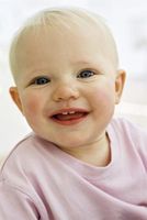 Hvordan vite når babyens beste Teeth Are Coming In
