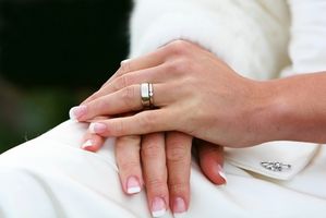 Hvordan få et ekteskap lisens i Carroll County, Virginia