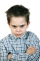 Hvordan få hjelp til å håndtere en sint Child